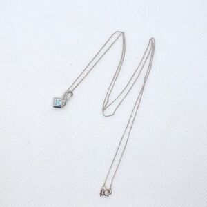 💛 10k White Gold Blue Topaz & Diamond Necklace